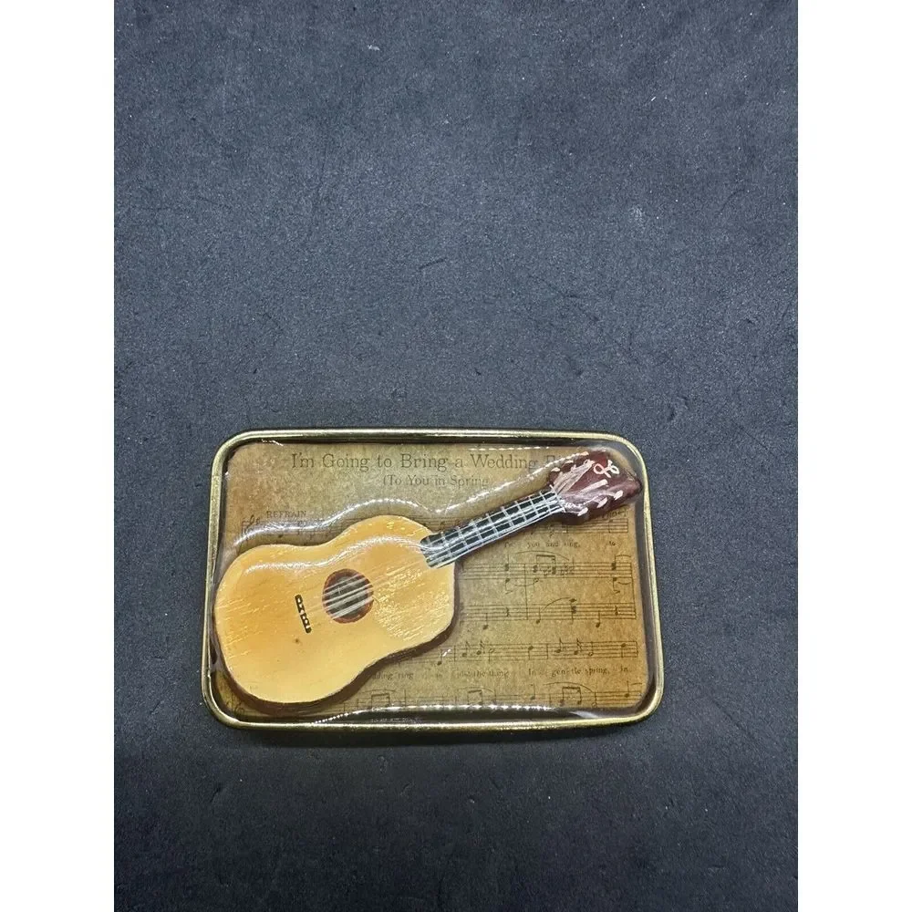 handmade Vintage 1990 Leslie Vanhook belt buckle Guitar/sheet Music Pattern‎